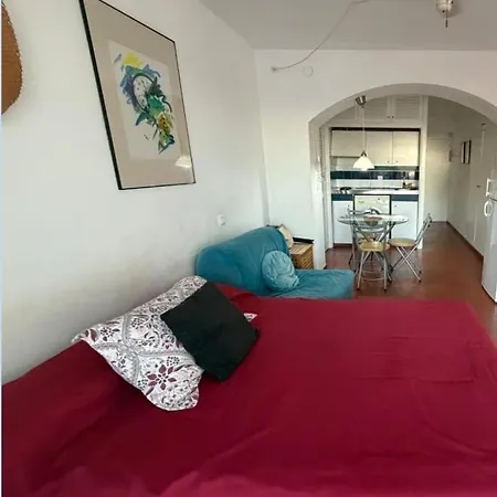 Manon Apartment Roses